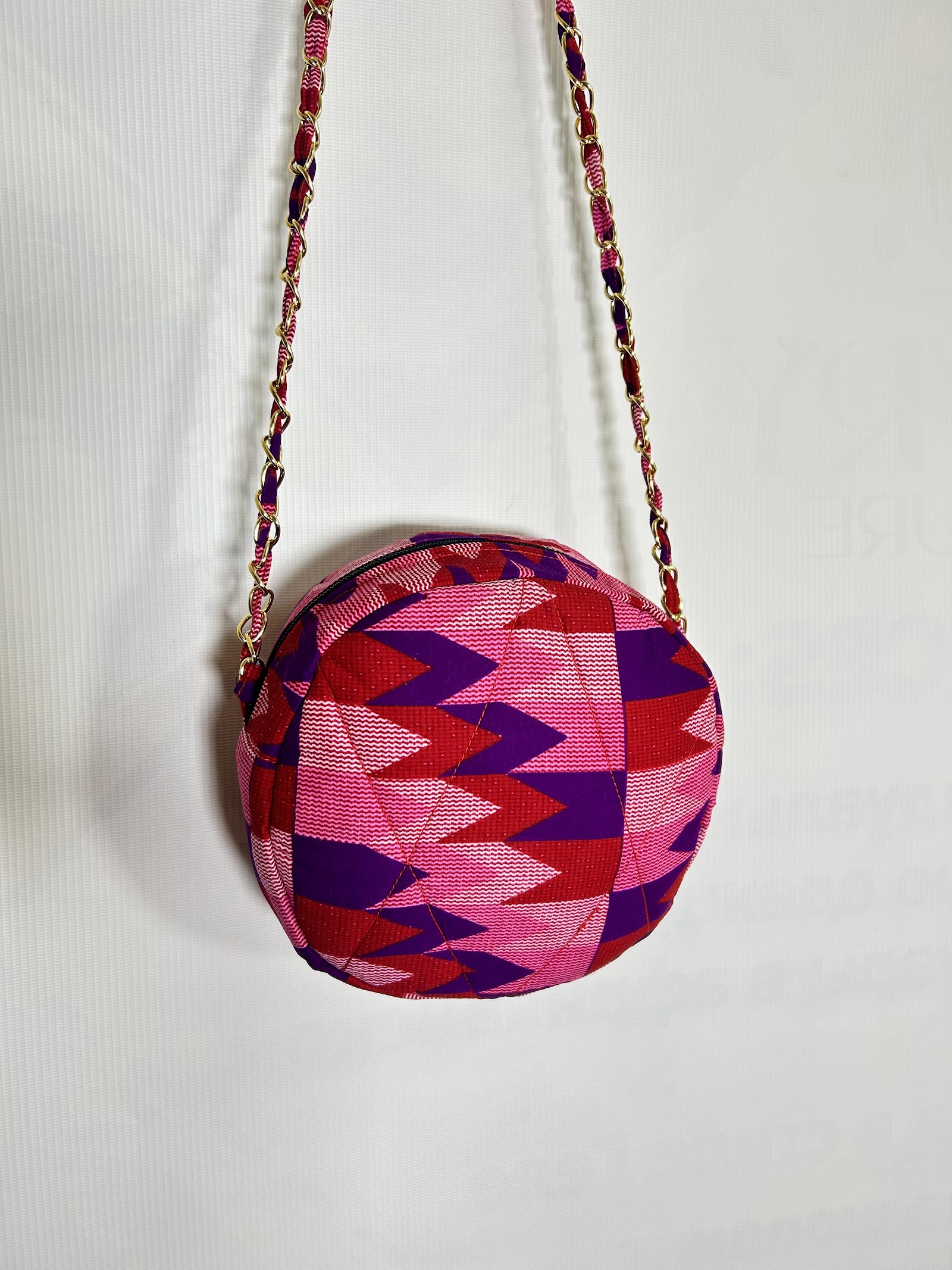 Circle Bag with Chain Strap